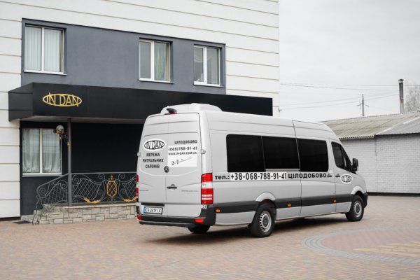 Катафалк оренда Київ: професійне перевезення з повагою та гідністю